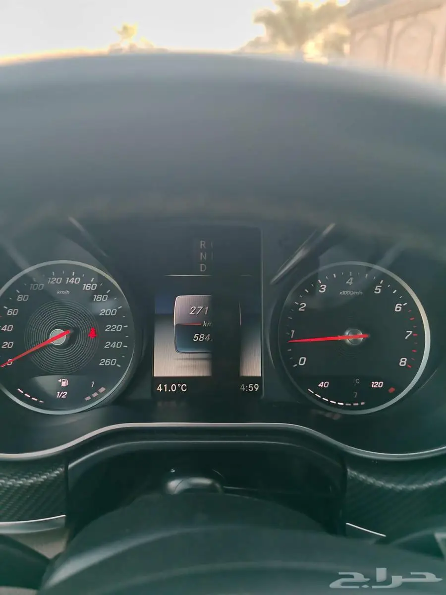 مرسيدس بنز V 250 موديل 2019 خليجي  الصيانه في الوكاله. 5