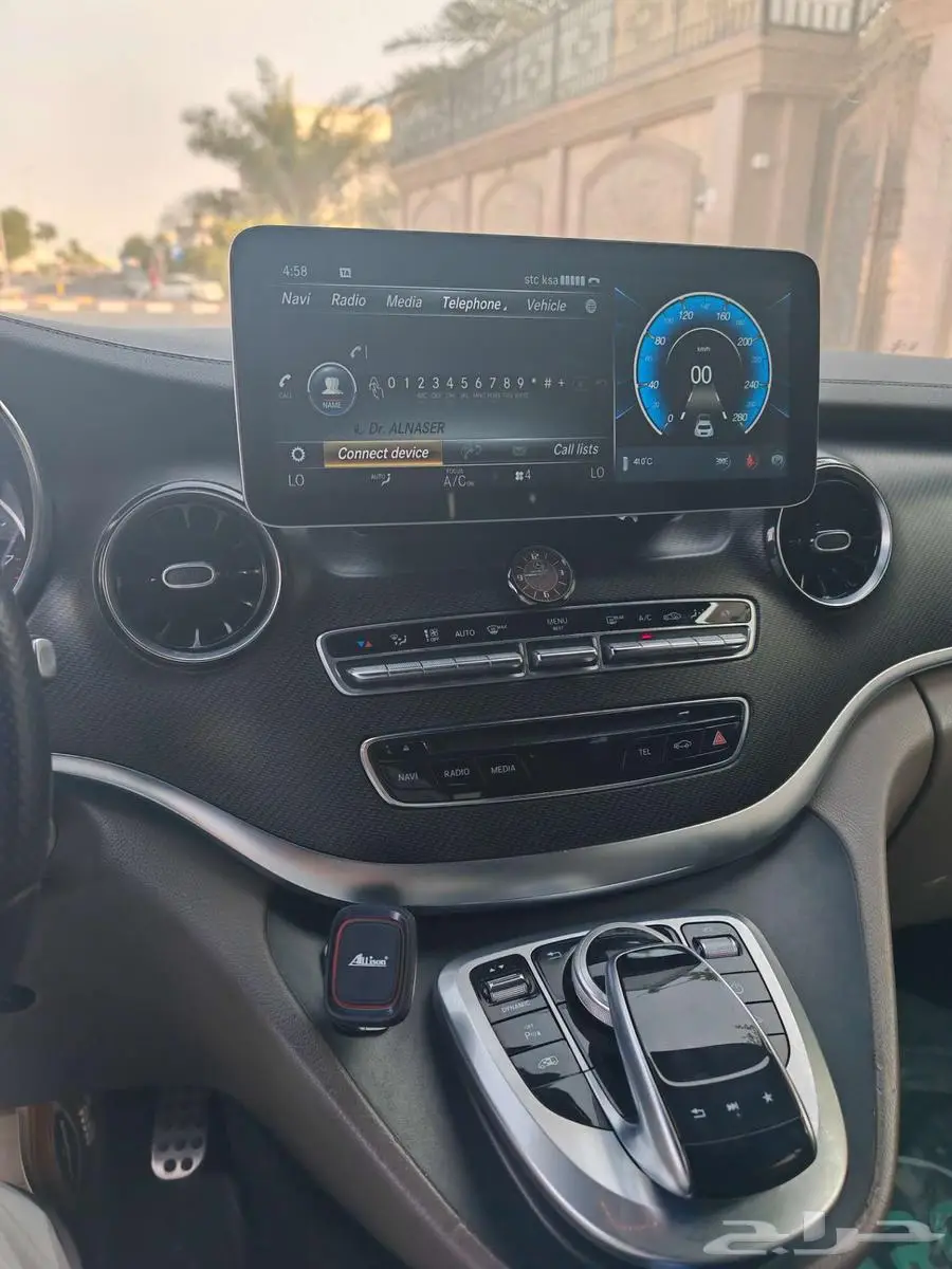 مرسيدس بنز V 250 موديل 2019 خليجي  الصيانه في الوكاله. 1