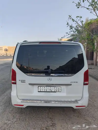 مرسيدس بنز V 250 موديل 2019 خليجي الصيانه في الوكاله. 0