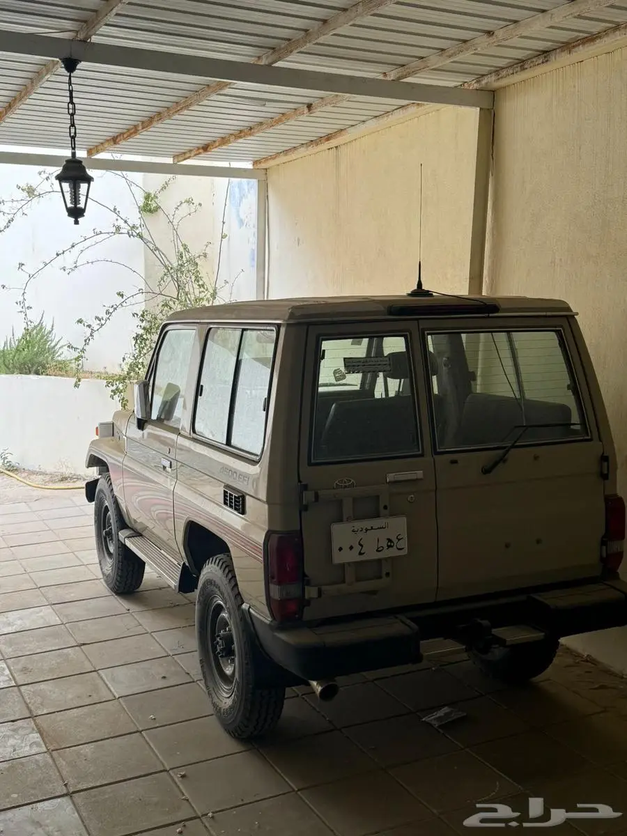 جيب ربع 2006 بريمي نظيف جد ا 3