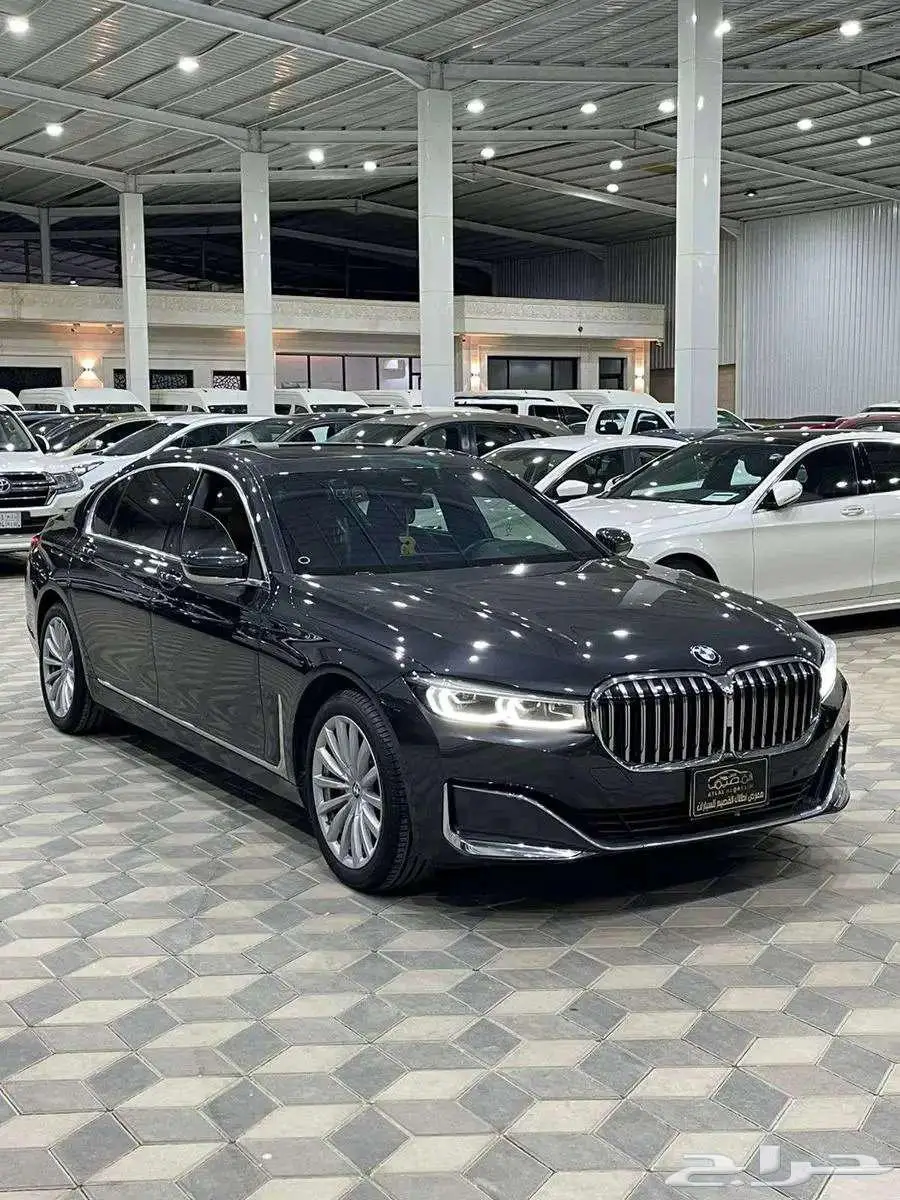 بي ام دبليو 730 2022 1