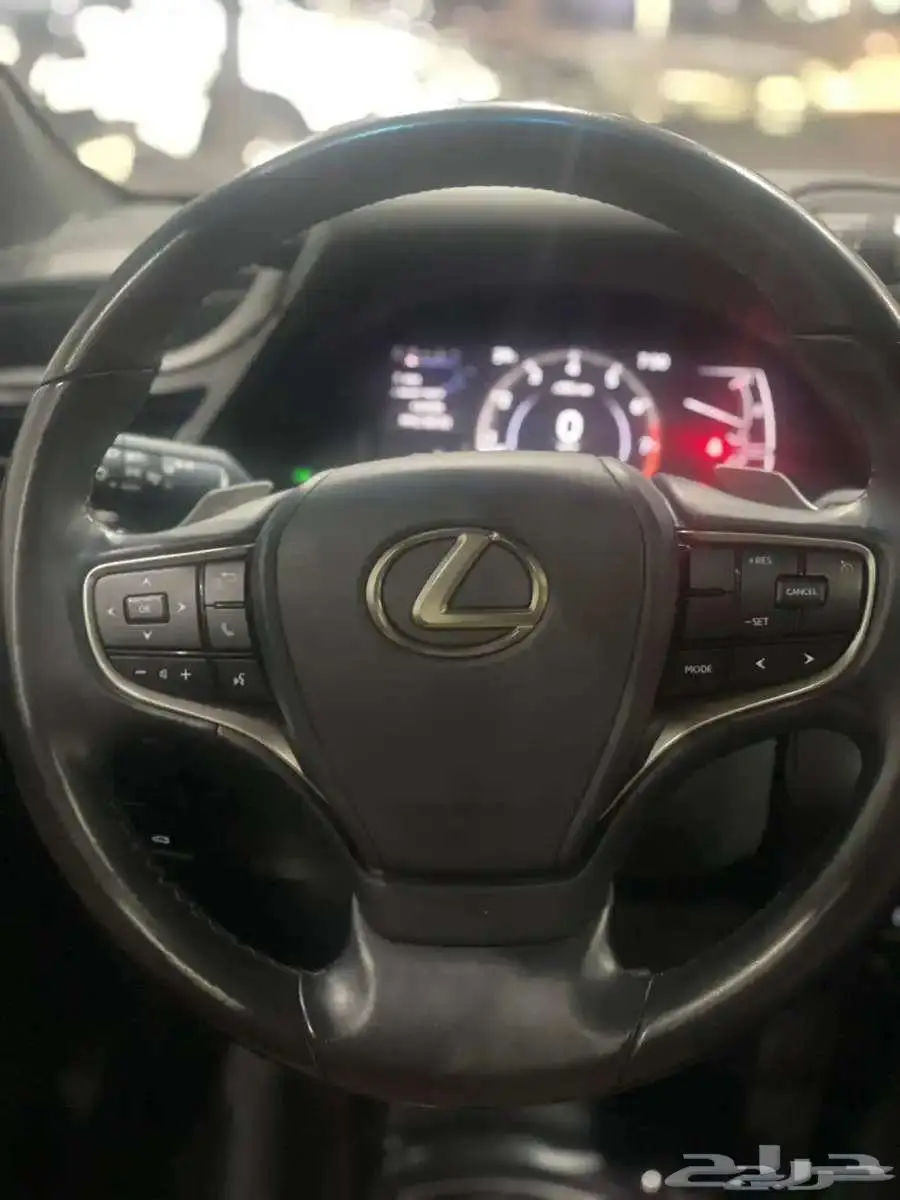 لكزس ES250 2022 12