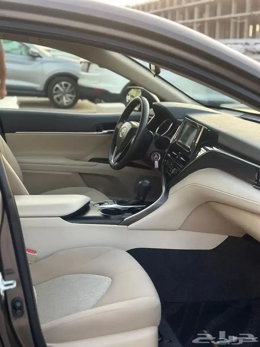 تويوتا كامري LE مطور 2023 9