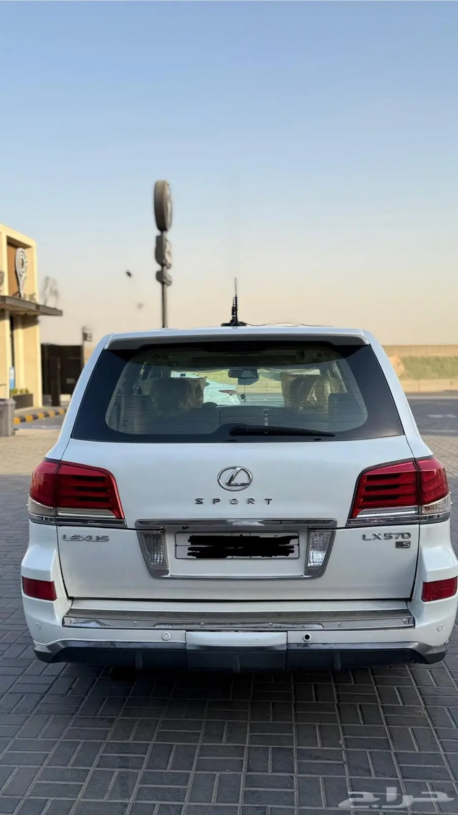 جيب لكزس 2011 1