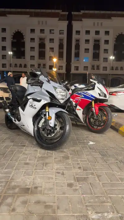 دباب سزوكي موديل 2022 مقاس 750 قمة في النظافة 4