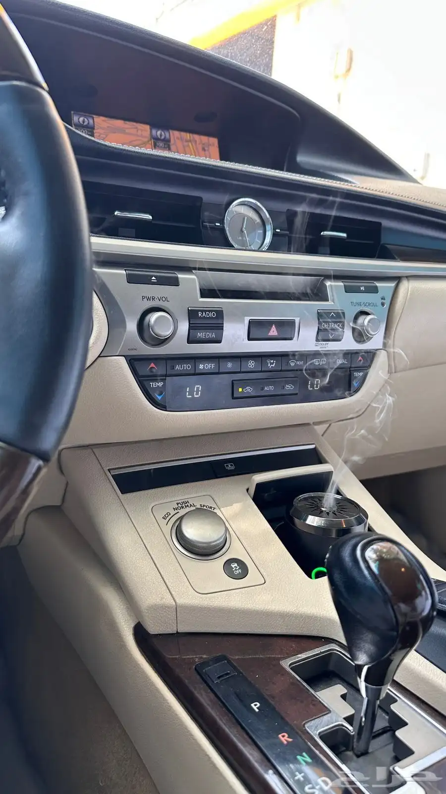 لكزس es350 للبيع او البدل 10