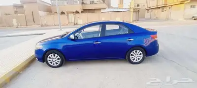 كيا سيراتو 2012م لون ازرق 5