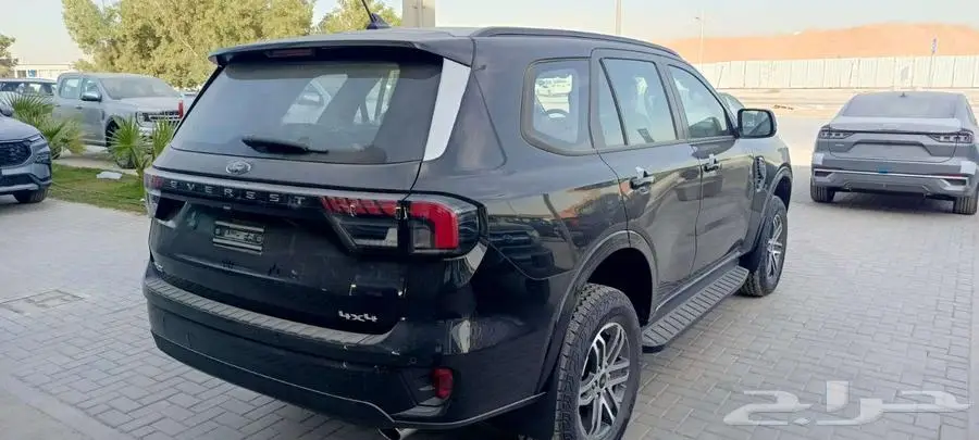 فورد ايفرست نص فل XLT 2025 كاش وتمويل 2