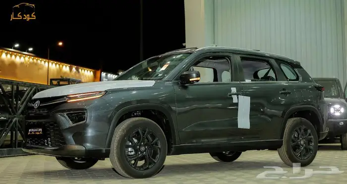 تويوتا اوربان كروزر GLX 2025 1