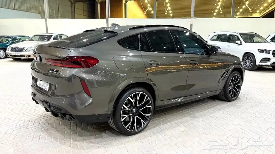 بي ام دبليو X6 M Competition 2021 4