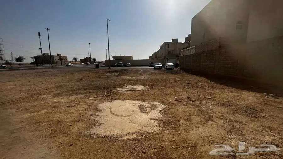 ارض زاوية تجاري سكني للبيع او الايجار على طريق نجم الدين 1