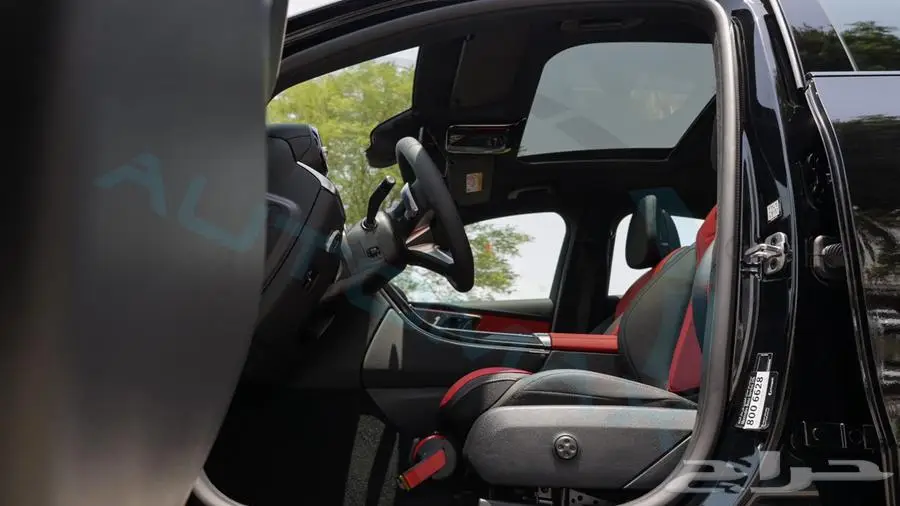 2025 Mercedes-Benz GLC 200 COUPE 4MATIC GCC 8