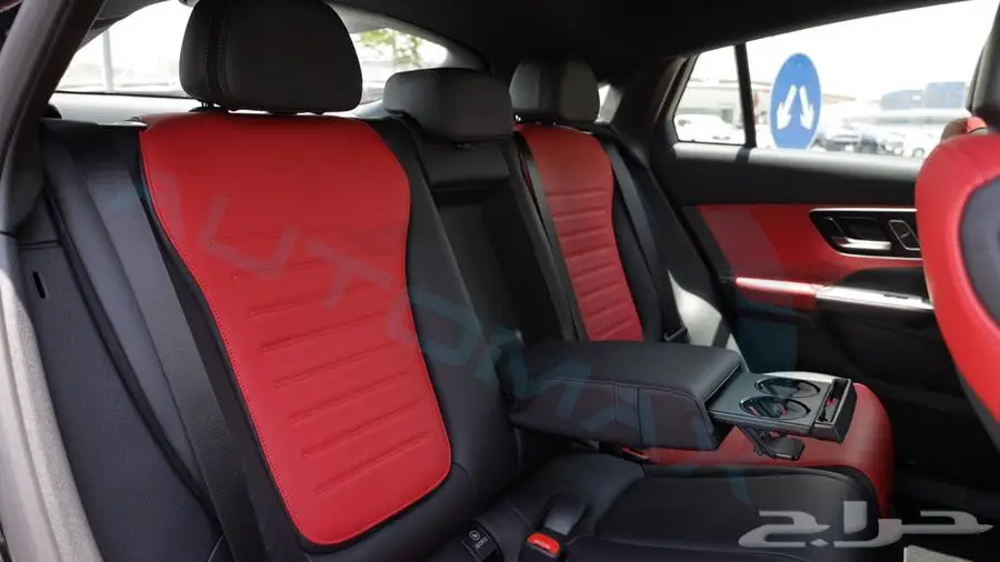 2025 Mercedes-Benz GLC 200 COUPE 4MATIC GCC 36