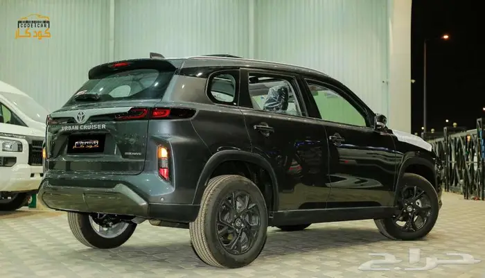 تويوتا اوربان كروزر GLX 2025 4