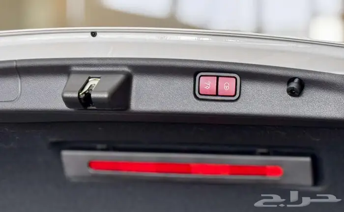 مرسيدس C300 AMG 3MATIC موديل 2023(تمويل - كاش ) 30