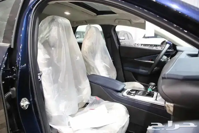مازدا CX30 نص فل فتحة سقف اربعة سلندر موديل 2025 17