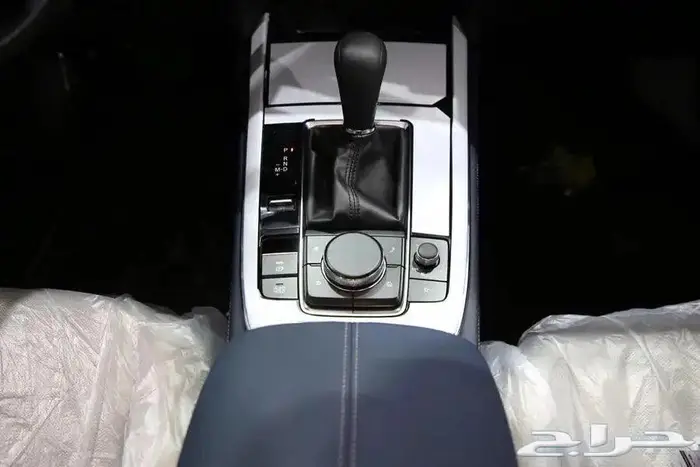 مازدا CX30 نص فل فتحة سقف اربعة سلندر موديل 2025 10
