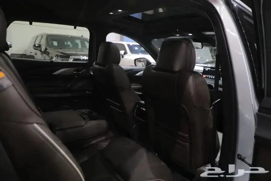 مازدا CX9 فل كامل سيجنيتشر فتحة سقف جلد موديل 2023 16