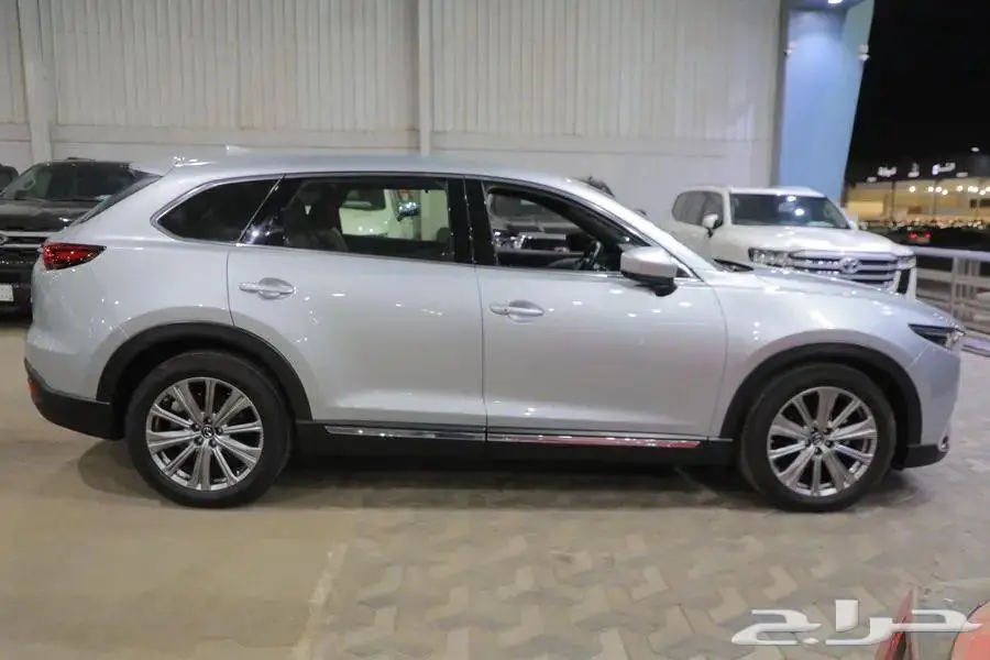 مازدا CX9 فل كامل سيجنيتشر فتحة سقف جلد موديل 2023 3