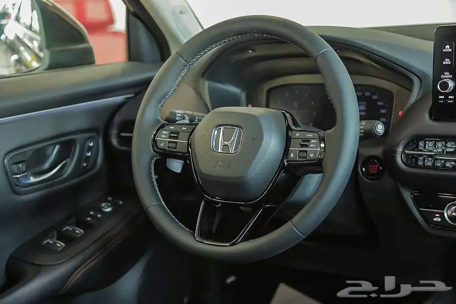 هوندا ZR-V EX 2024 أناقة التصميم 7