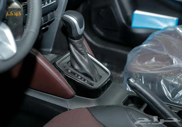 تويوتا اوربان كروزر GLX 2025 25