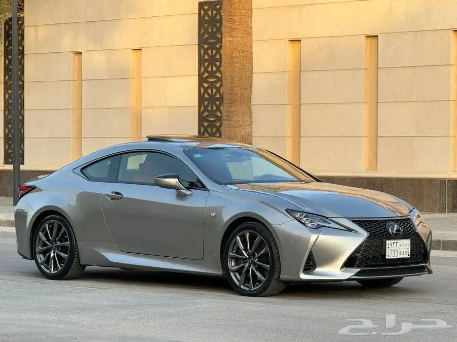 لكزس RC350 F موديل 2020 ممشى 70 الف تشيكات وكاله 25