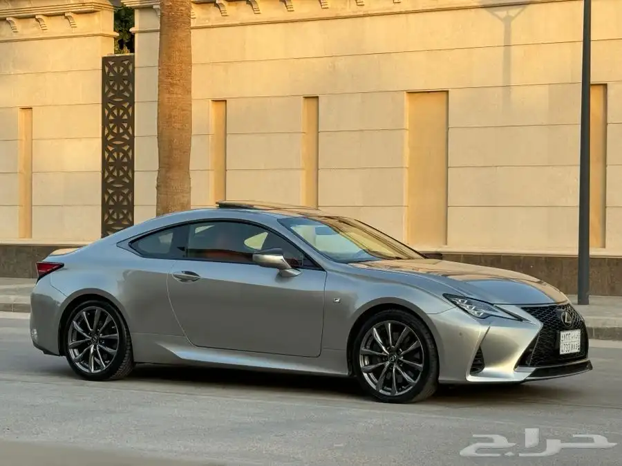 لكزس RC350 F موديل 2020 ممشى 70 الف تشيكات وكاله 24