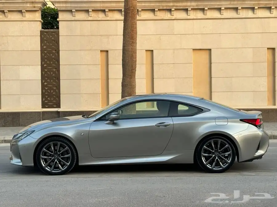 لكزس RC350 F موديل 2020 ممشى 70 الف تشيكات وكاله 7