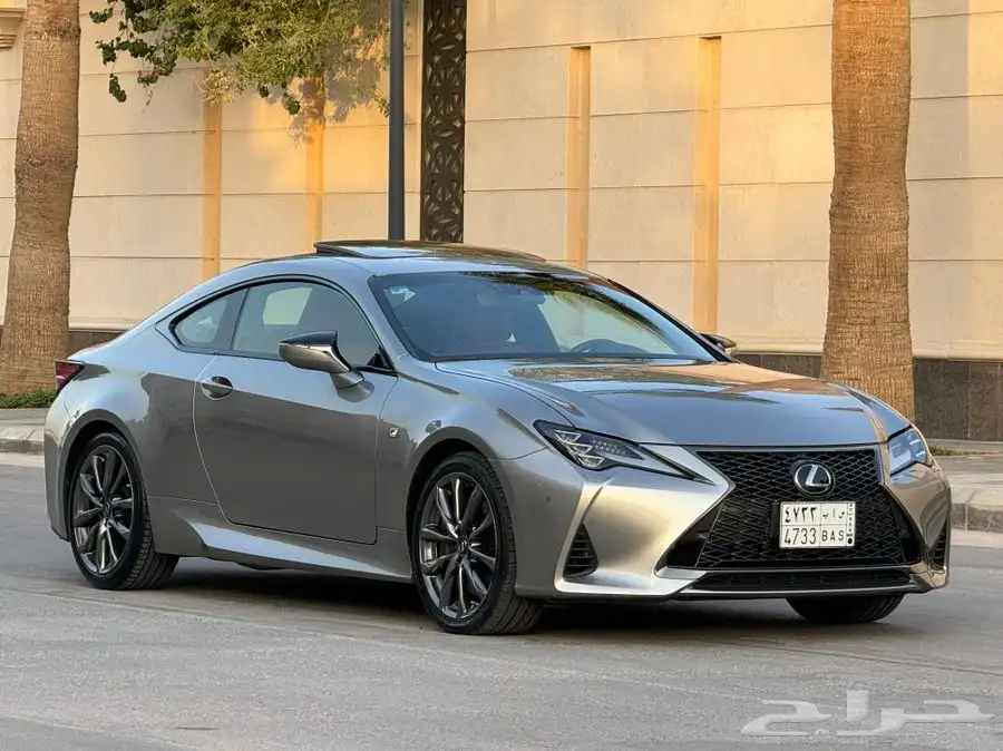 لكزس RC350 F موديل 2020 ممشى 70 الف تشيكات وكاله 26