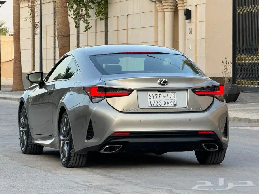 لكزس RC350 F موديل 2020 ممشى 70 الف تشيكات وكاله 14