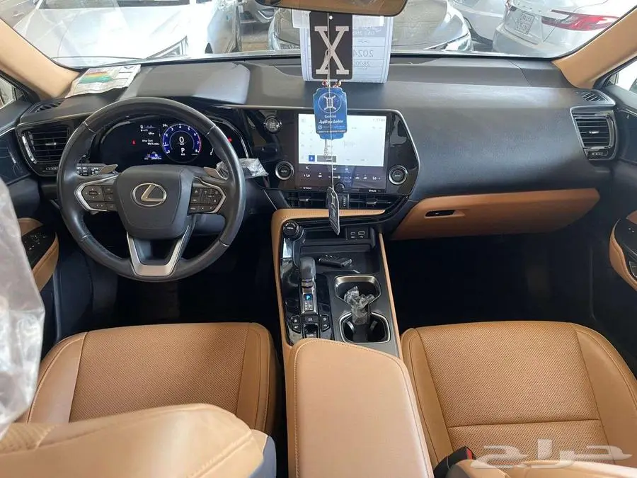 لكزس NX350 موديل 2024 2