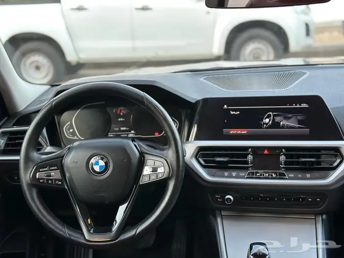 بي ام دبليوا 320i موديل 2022 تم البيع 8