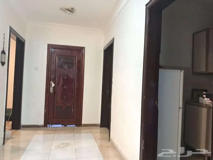 للبيع شقتين صك واحد 220م حي الدار البيضاء 6
