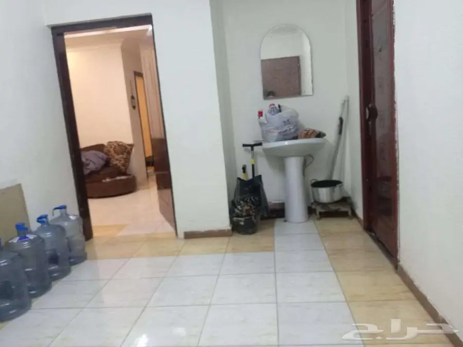 للبيع شقتين صك واحد حي الدار البيضاء 12