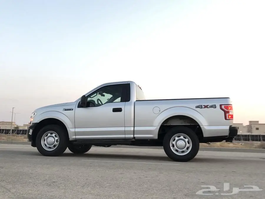 فورد F150 غماره 2018 دبل 6سلندر ممشي قليل مخزنه 33 ألف 6