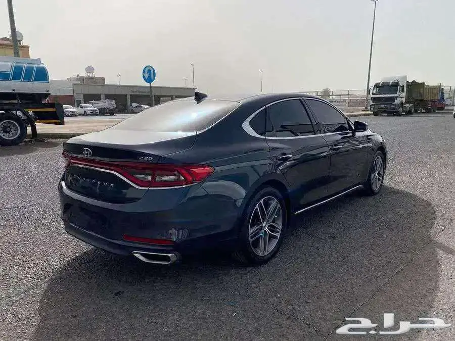 ازيرا ( ديزل ) 2019 بطاقة جمركية استيراد كوريا 4