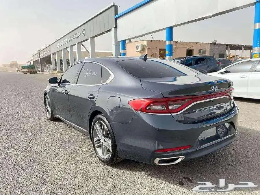 ازيرا ( ديزل ) 2019 بطاقة جمركية استيراد كوريا 2