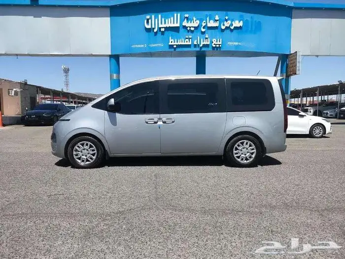 (( تم البيع )) ستاريا ديزل 2022 بطاقة جمركية استيراد كوريا 2