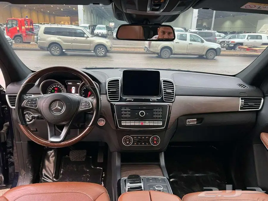 مرسيدس GLS500 - 2018 سعودي 12