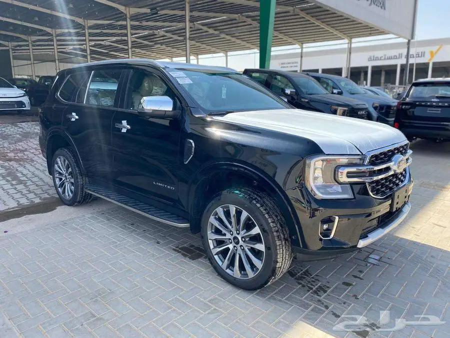 فورد ايفرست ليمتيد اسود موديل 2025 كاش و تقسيط 3