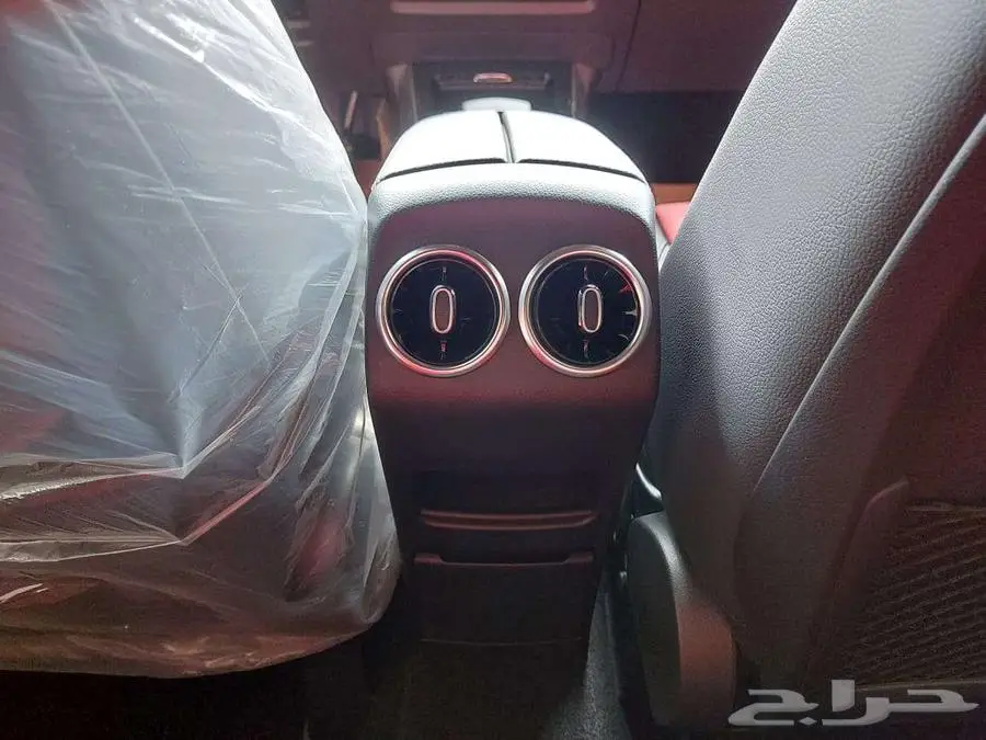 مرسيدس GLA200 جفالي 2023 اصفار تظليل مجاني 46