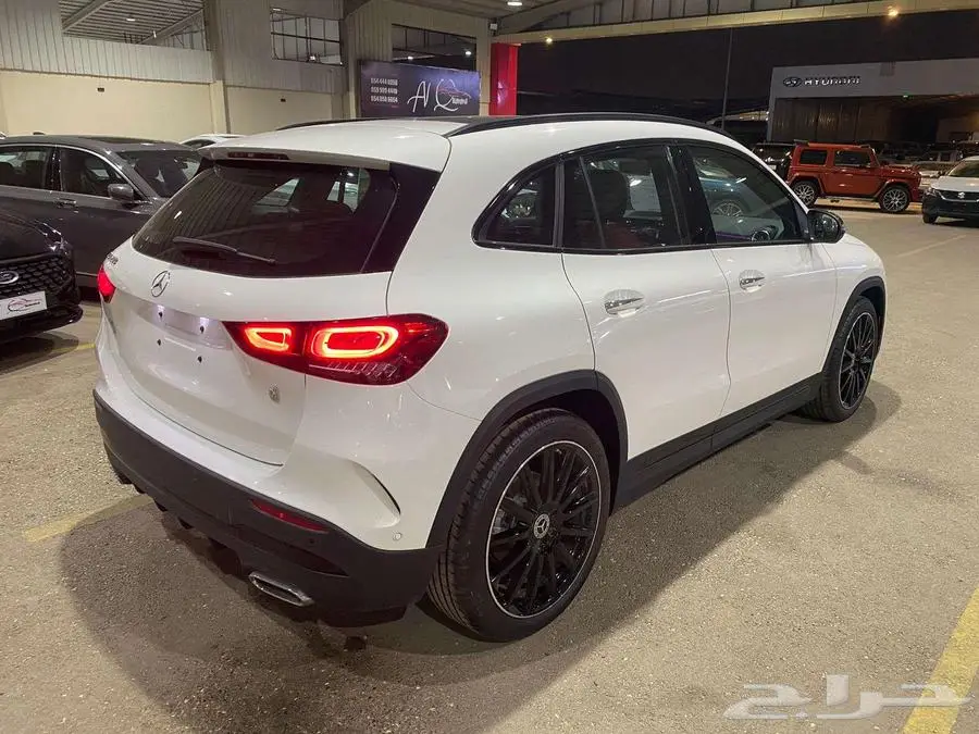 مرسيدس GLA200 جفالي 2023 اصفار تظليل مجاني 25