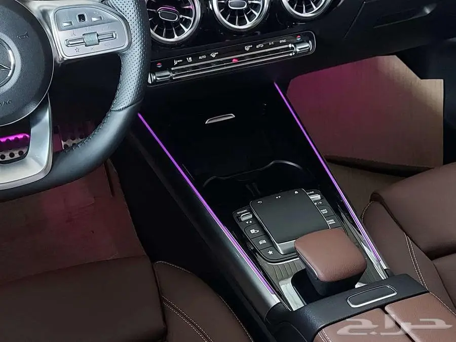 مرسيدس GLA200 جفالي 2023 اصفار تظليل مجاني 14