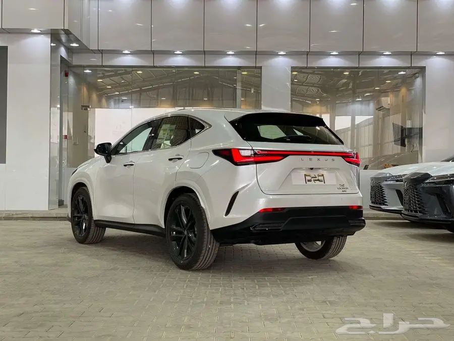 لكزس NX 350 AH ستاندر هايبرد 2025 - خليجي 3