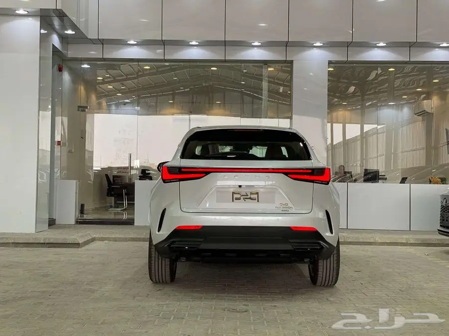 لكزس NX 350 AH ستاندر هايبرد 2025 - خليجي 4