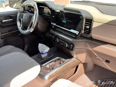 شيفروليه سلفرداو تريل بوس Z71 غمارة 2025 سعودي كاش وتمويل 3