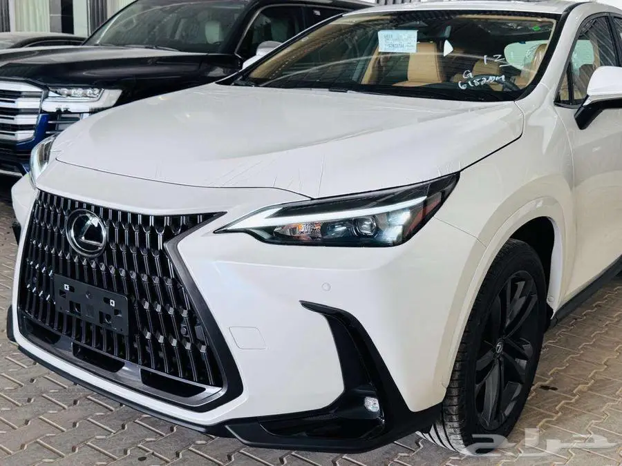 ليكزس NX 350 AA موديل 2025 ب 207000 ريال 1