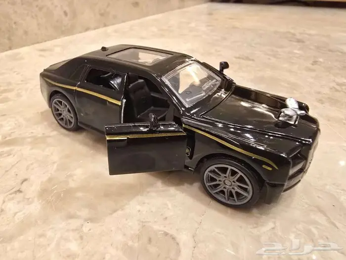 مجسم سيارة كلاسيك(رولز رويس)(RR)متحف قديم(فتح الأبواب) 4