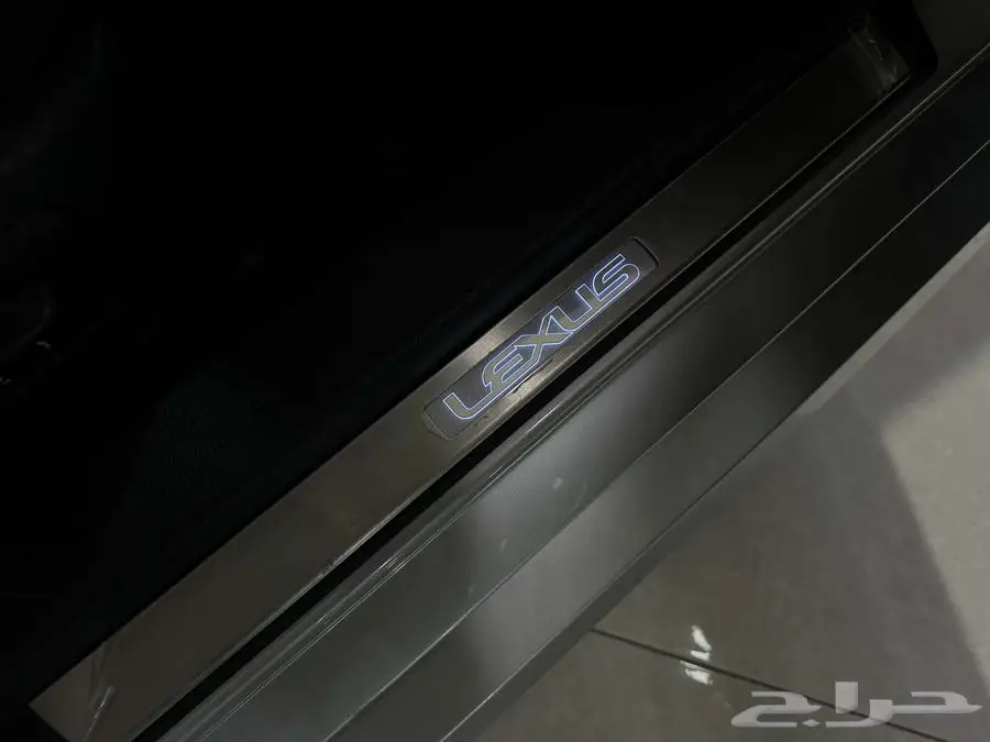 لكزس GS350 اف سبورت 2016 خليجي بحالة الوكالة مالك اول 67