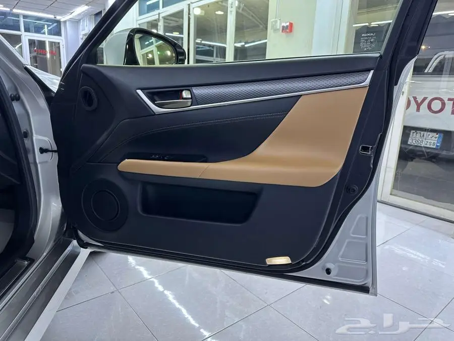 لكزس GS350 اف سبورت 2016 خليجي بحالة الوكالة مالك اول 58